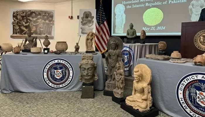 Rimpatriati dagli Usa 513 reperti archeologici trafugati